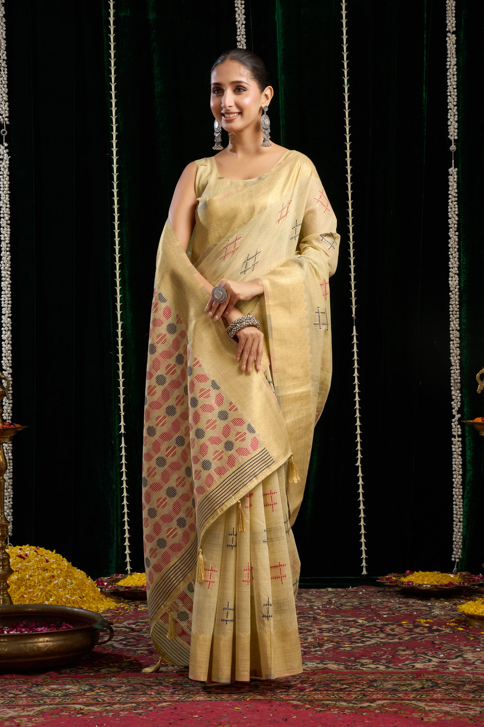Arniya® Premium Soft Spun Cotton Saree | Elegant Zari Border & Zhallar | 5 Pc Set - View 4