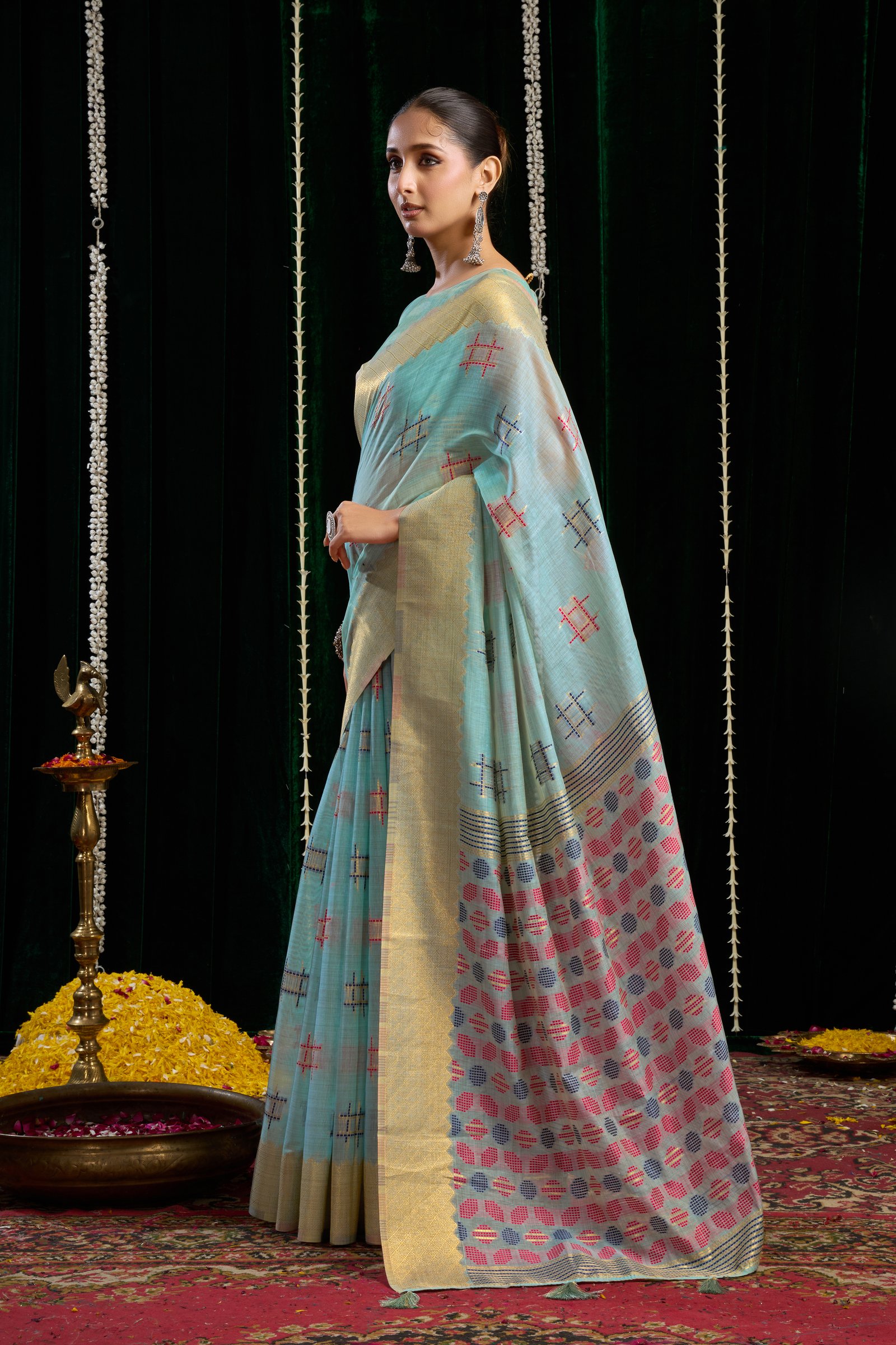 Arniya® Premium Soft Spun Cotton Saree | Elegant Zari Border & Zhallar | 5 Pc Set - View 18